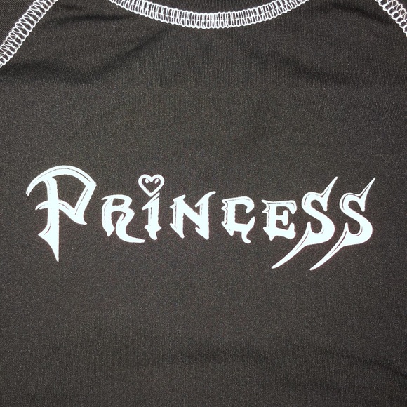 Cute black top with “princess” title - Picture 6 of 6